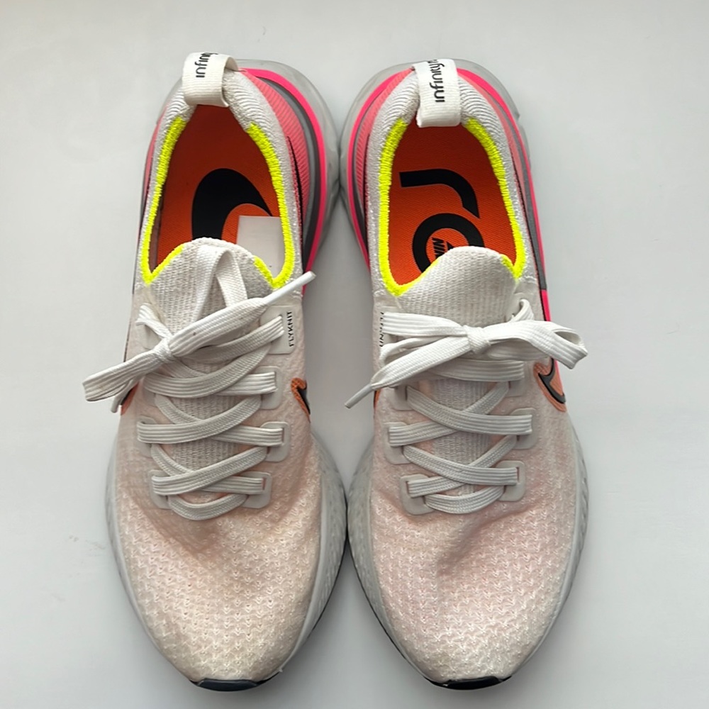 Nike React Infinity Run Flyknit
Running Shoe